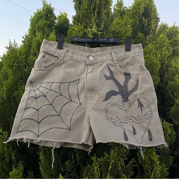 Traditional art vintage shorts - Picture 4 of 8